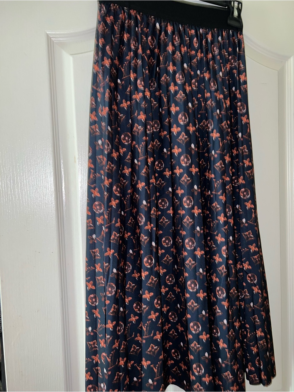 Women's Navy Floral Pleated Maxi Skirt
